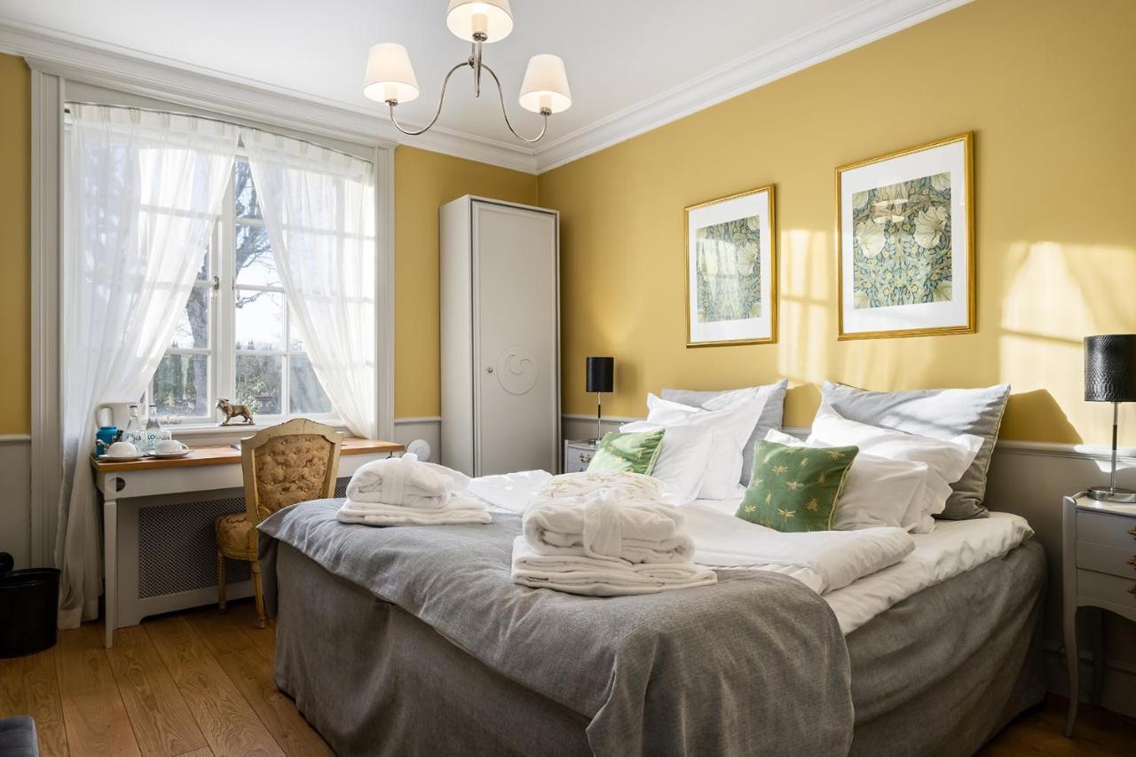 Haeringe Slott Hotel Musko Havsbad Buitenkant foto