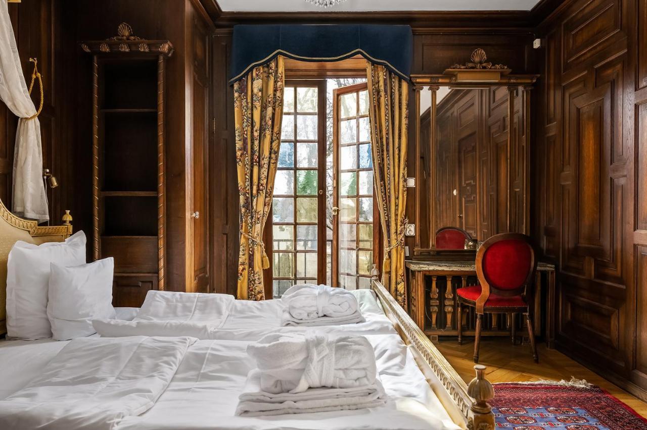 Haeringe Slott Hotel Musko Havsbad Buitenkant foto