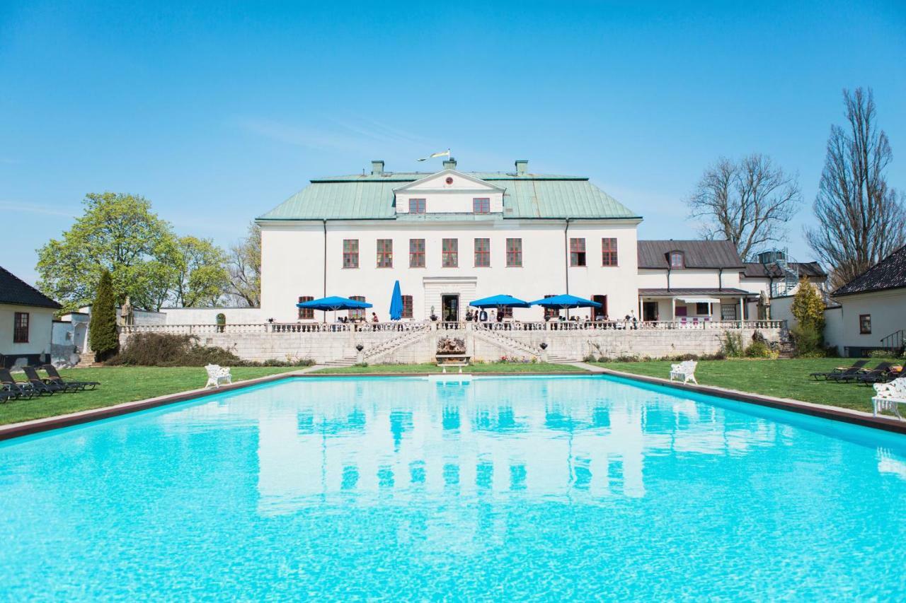 Haeringe Slott Hotel Musko Havsbad Buitenkant foto